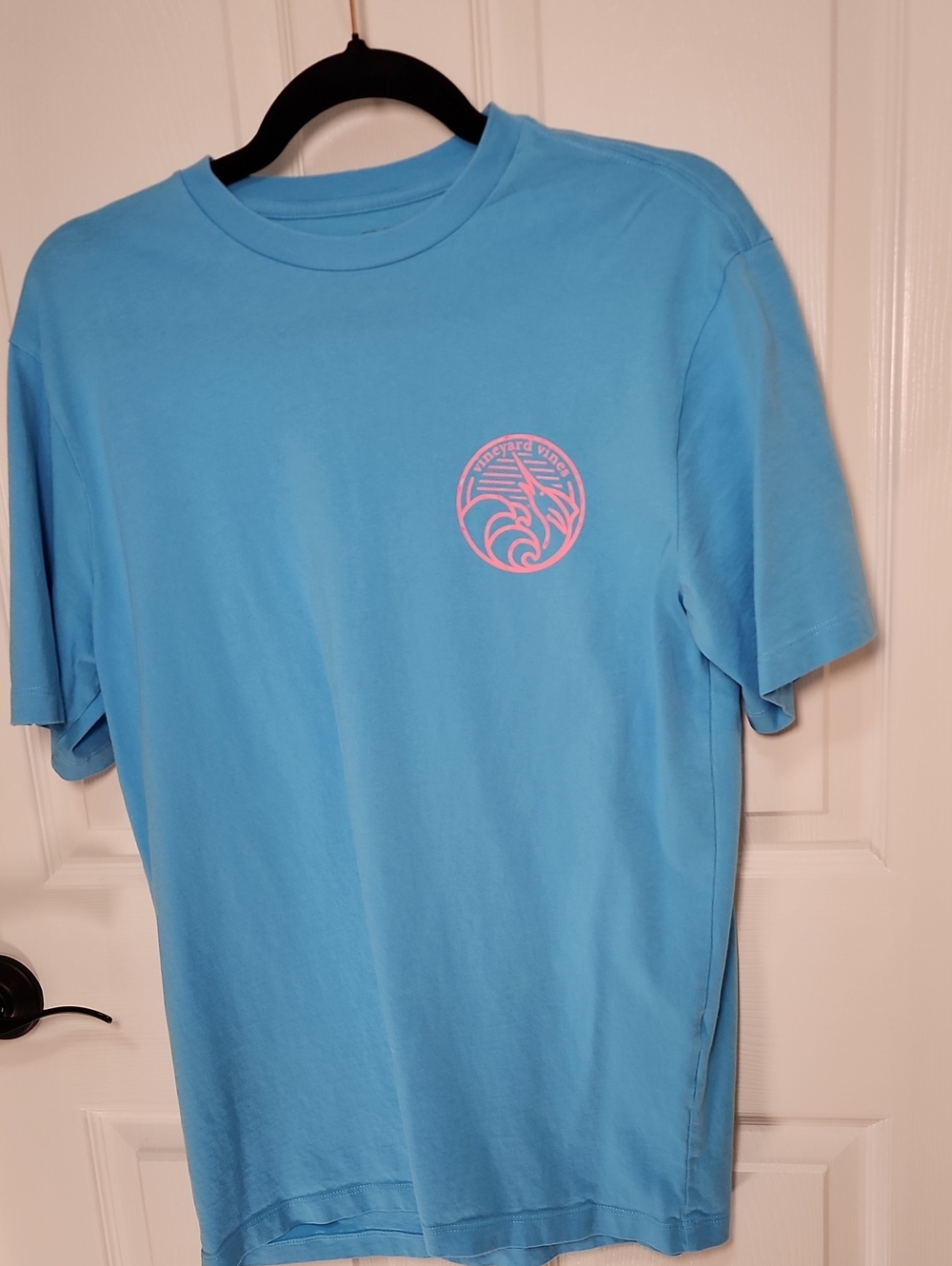 Vineyard Light Blue Short-Sleeve Graphic Tee - Pink Logo
